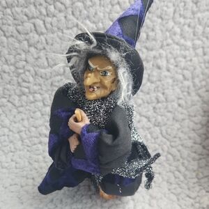 Vintage Whimsical Purple  Black scary flying Witch ornament W broom Decoration